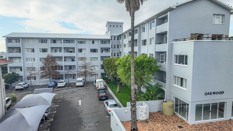 2 Bedroom Property for Sale in Woodstock Western Cape